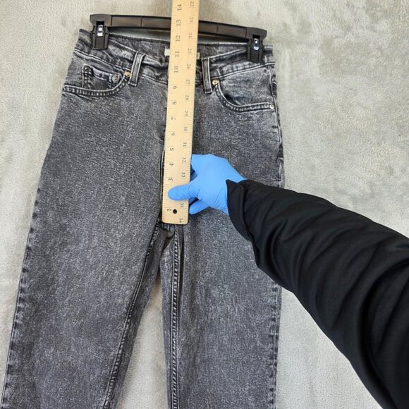 Levis Mom Jean Jeans Womens 26 Black Gray Acid Wash High Rise Button Fly Tapered - Picture 10 of 14